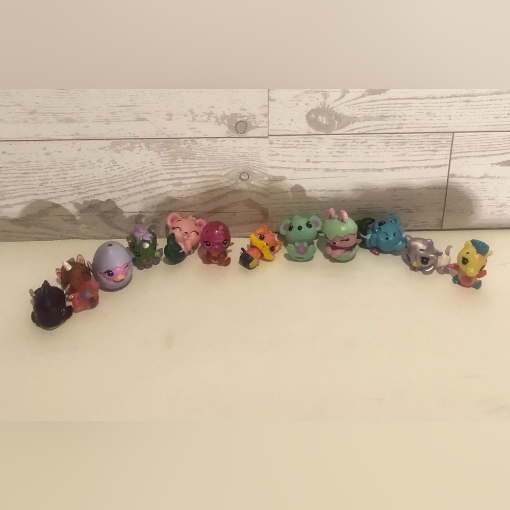 Loose Lot of Hatchimals CollEGGtibles Various